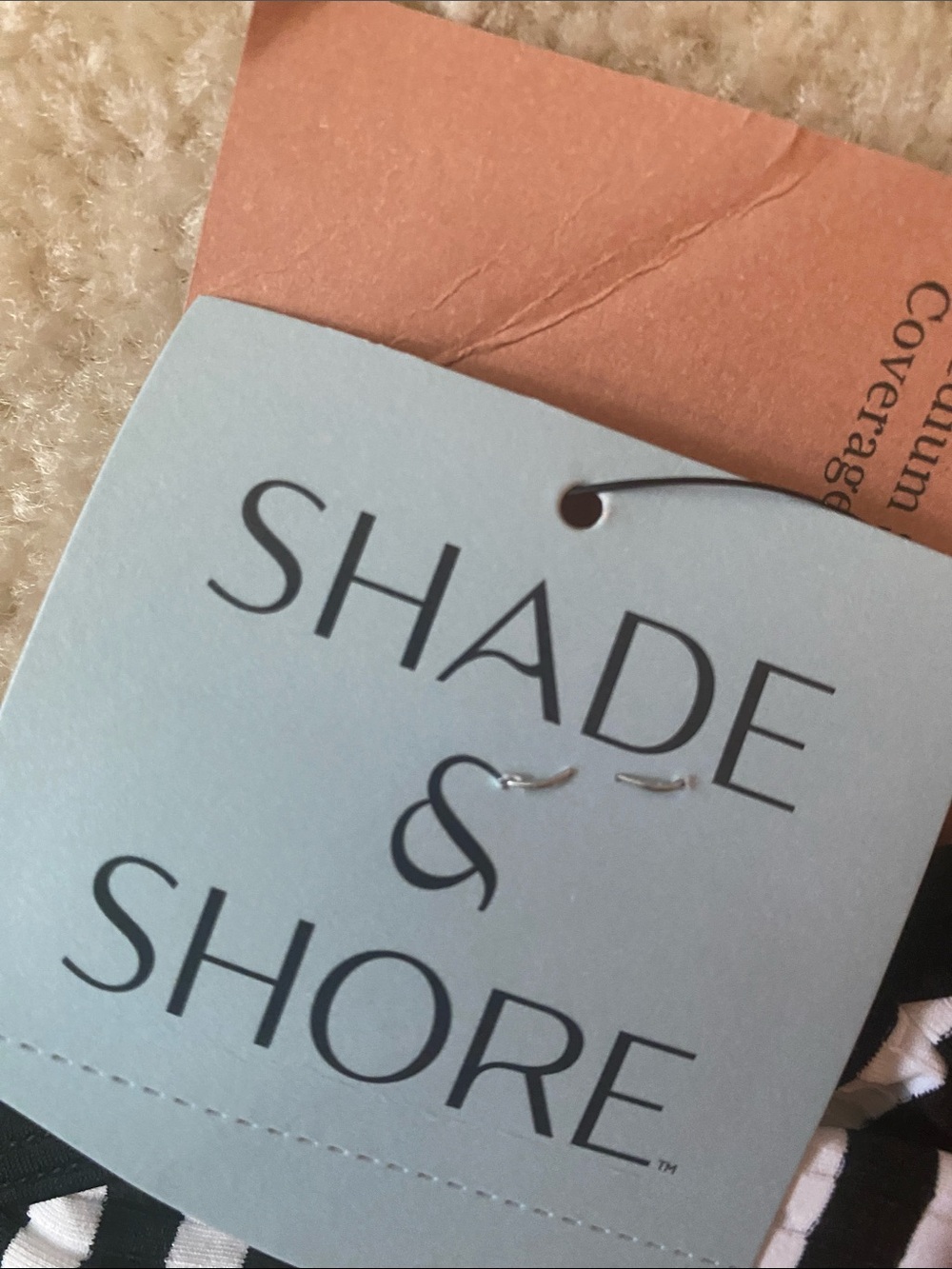 Shade and shore NWT bell/wht one piece swimsuit - Picture 3 of 8